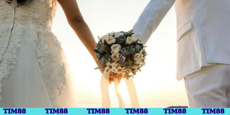 Ý nghĩa tích cực của giấc mơ đi ăn tiệc cưới
